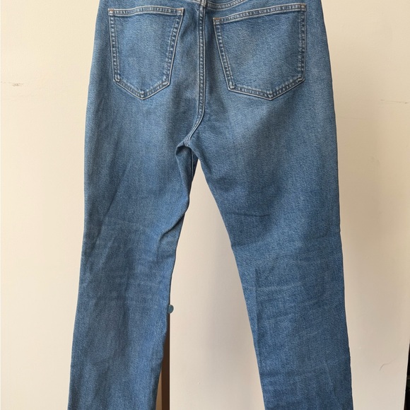 J.CREW, Nipped straight Jean, MSRP $158, CURRENT - Picture 7 of 15